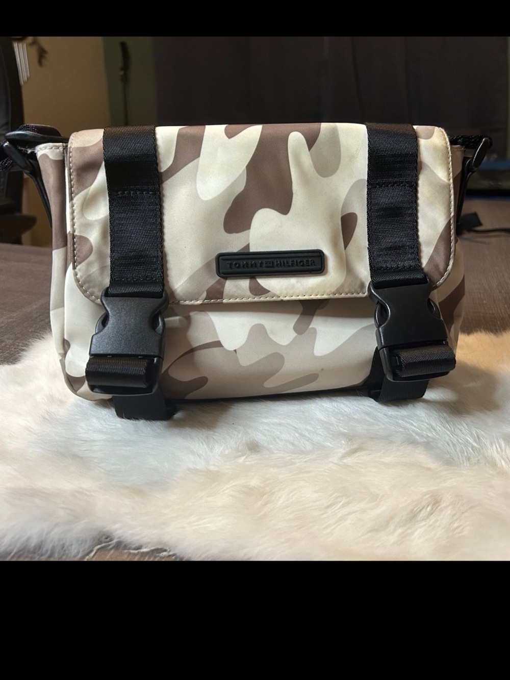 Tommy Bahama Desert Camo Messenger Bag in Tan and Beige